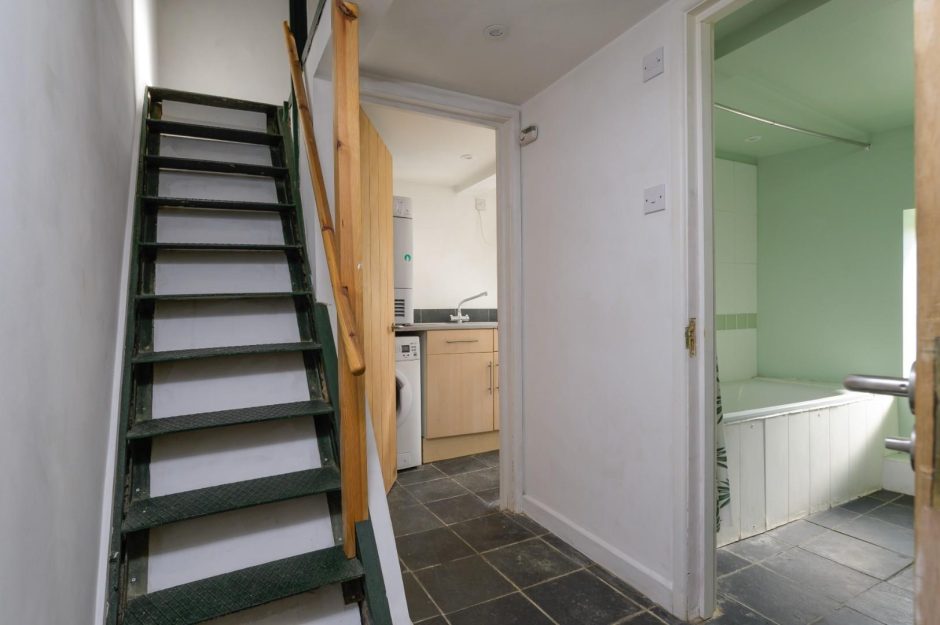 Penthouse Hill, Bath