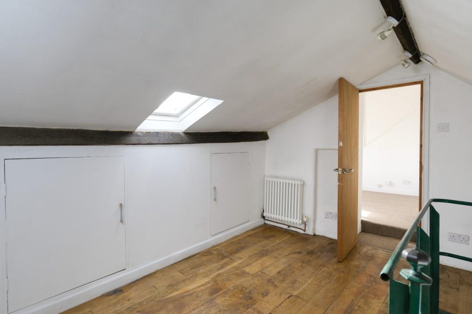 Penthouse Hill, Bath