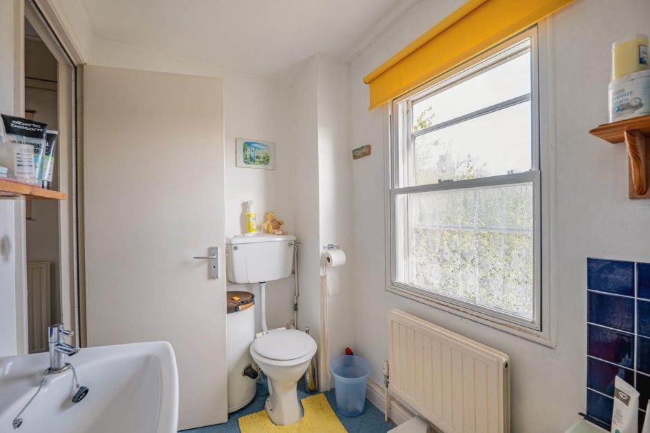 Livingstone Terrace, Bath