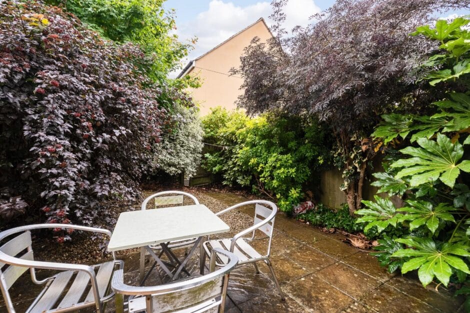 Orchid Drive, Bath