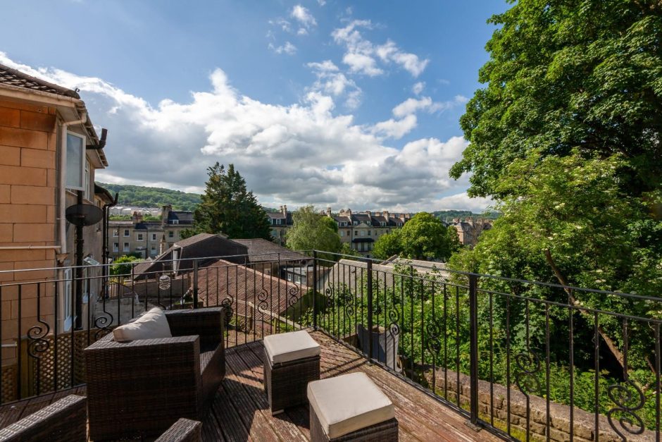 Upper East Hayes, Bath