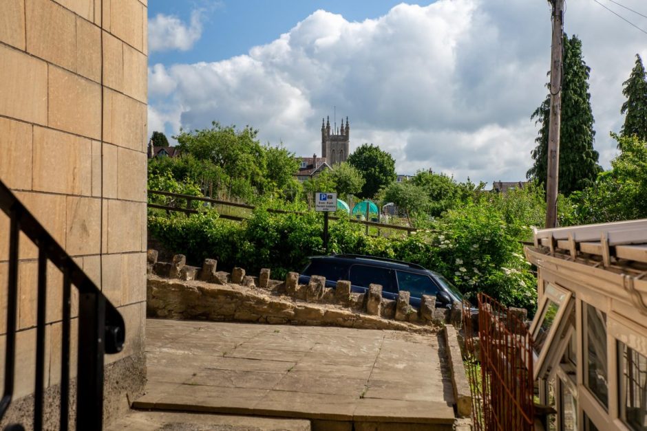 Upper East Hayes, Bath