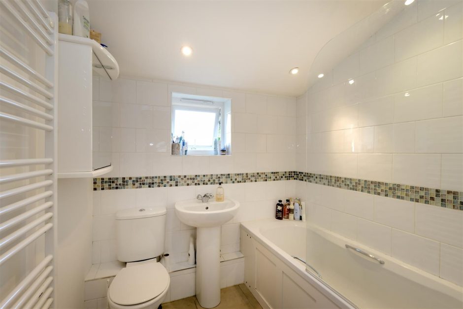 Gloucester Road, Bath